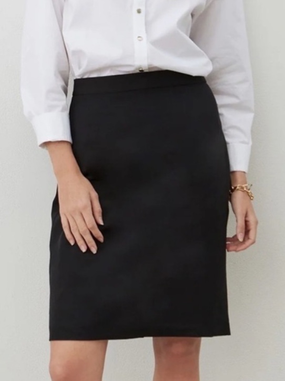 Theory Ella Tailored Pencil Skirt in Black